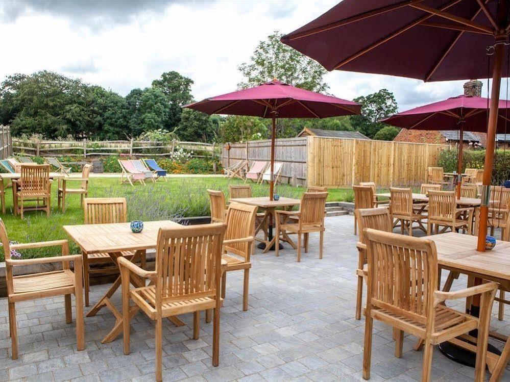 فندق The Horse & Cart Peasmarsh المظهر الخارجي الصورة